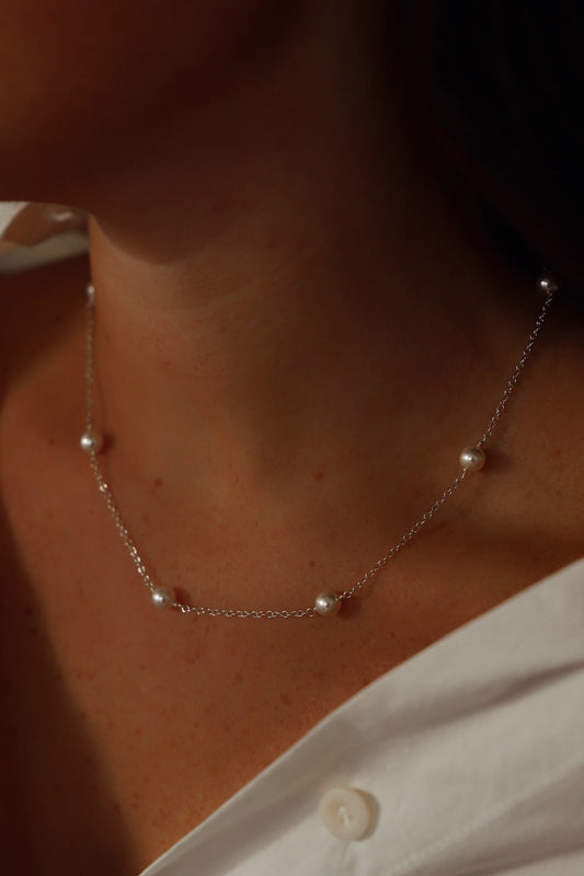 SILVER PEARL STATION NECKLACE